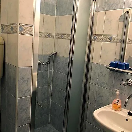 Perla Hotel 3*